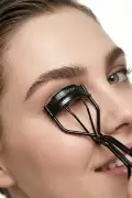 فرچه مژه با ظاهر مژه طبیعی - فر کننده مژه فوری
