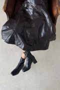 بوت پاشنه‌دار متوسط با مچ استرچ زنانه سیاه
