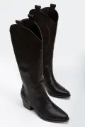 بوت چرم مصنوعی زنانه با دوخت و طرح وسترن