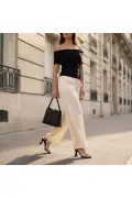 کفش مجلسی پاشنه‌دار زنانه با جزئیات سنگی نقره‌ای شیک و ظریف