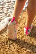 پاپوش دریایی و استخر با زیره ضد لغزش و مقاوم در برابر پارگی