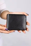 ست کیف پول کلاسیک مردانه با جعبه، کمربند، کارت‌خوان و عطر مشکی