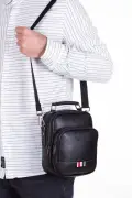 کیف دوشی و دستی مردانه مشکی از چرم وگان با محفظه تلفن (سایز بزرگ)