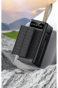پاوربانک شارژر خورشیدی ۵۰,۰۰۰ میلی‌آمپر با چراغ LED و ۴ خروجی USB
