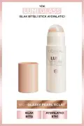 استیک هایلایتر L'Oréal Paris Lumi Glass با پایان مرطوب - 610 مروارید شیشه‌ای