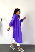 بارانی زنانه و مردانه با کلاه و دکمه‌ای ایوا رنگ بنفش