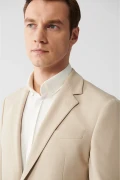 کت بلیزر مردانه بژ با یقه مونو، آستر دار و دارای چاک از پارچه جرسه مدل Slim Fit B004000
