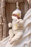 ست ۵ تکه نوزاد با آستین بلند و گلدوزی لیمویی (۰-۳ ماه)
