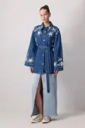 کت جین گلدوزی شده