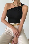 بلوز با جزئیات اکسسوری یک شانه JT9399