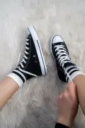 کفش ورزشی مدل گردن‌دار مشکی و سفید یونی‌سکس