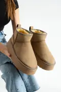 بوت چرم سوئدی با زیره ضخیم و داخل پشمی
