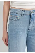 شلوار جین آبی روشن مالibu 1010152-A3038