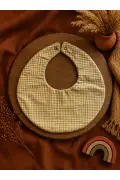 پیشبند گرد نوزاد با طرح چهارخانه زرد ضد آب