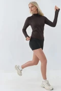 تیشرت با برش دار و یقه ایستاده زیپ دار