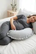 بالش شیردهی دوطرفه نوزاد و مادر با روکش قابل شستشو و لبه‌های فرفری خاکستری