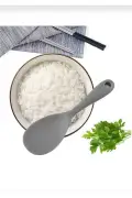 دو عدد قاشق برنجی سیلیکونی با نوک فوق‌العاده سخت و مقاوم در برابر حرارت، نچسب و غیر قابل سوختن ۲۲ سانتی‌متر