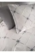 ست روتختی دو نفره با گلدوزی – شامل 2 عدد روکش بالش 250 x 260