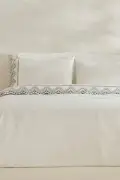 ست روتختی دو نفره گلدوزی شده اوروین سفید