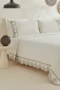 ست روتختی دو نفره گلدوزی شده اوروین سفید