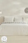 ست روتختی دو نفره گلدوزی شده اوروین سفید