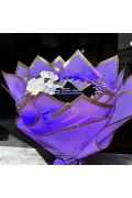 بسته گل پروانه‌ای بنفش با آینه و چراغ LED - هیچ گلی زیباتر از تو پیدا نکردم