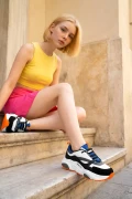 کفش ورزشی یونیسکس سفید و آبی