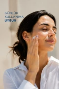 کرم ضد آفتاب Photoderm Spot SPF 50+ مخصوص صورت و بدن برای تمام پوست‌ها 150 میلی لیتر