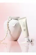 کرم ضد آفتاب روشن کننده با فیلتر شیمیایی UV SPF 50 PA - پروبیوتیک برنج رلیف 50ml