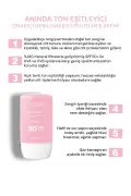 کرم ضد آفتاب مایع صورتی با SPF50+ و خاصیت ضد لک Pink Touch