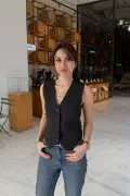 جلیقه دکمه‌دار یقه V با آستری اسکیوبا