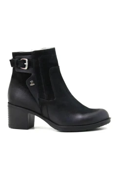 بوت چرم زنانه 1779011K