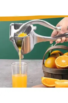 آب‌میوه‌گیری فلزی