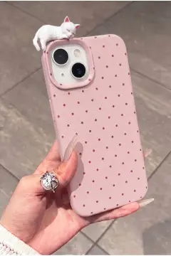 کیف پریمیوم با طرح گربه و نقطه‌های صورتی مناسب برای iPhone 13 / 14 / 15، شیک، محافظ دوربین، ضربه‌گیر