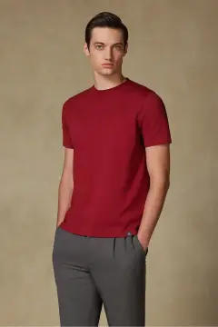 تی‌شرت مردانه یقه گرد ساده راحتی از پنبه ایزی پنبه‌ای رنگ bordo