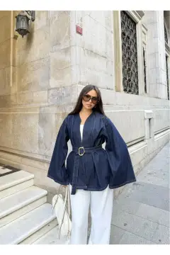 کت جین زنانه آبی تیره با کمربند طراحی مدرن