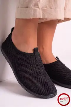 کفش شنا و تفریحات آبی با کفی نرم و ضد لغزش برای همه