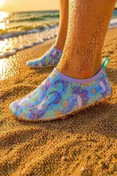 پاپوش دریایی و استخر با زیره ضد لغزش و مقاوم در برابر پارگی