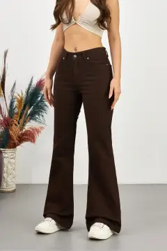 شلوار جین زنانه با کمر بلند و پاچه گشاد