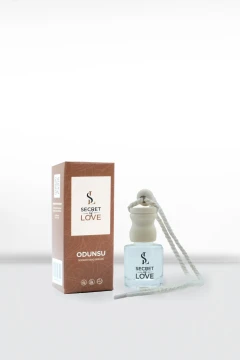 عطر خودرو/ماشین چوبی پریمیوم – طراوت طولانی مدت 8 میلی لیتر