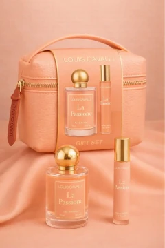 عطر زنانه LA PASSIONE EDP 50 ML+22 ML - ست عطر با کیف