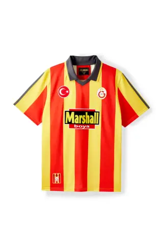 فرم رetro گالاتاسرای 1999-2000 E251569