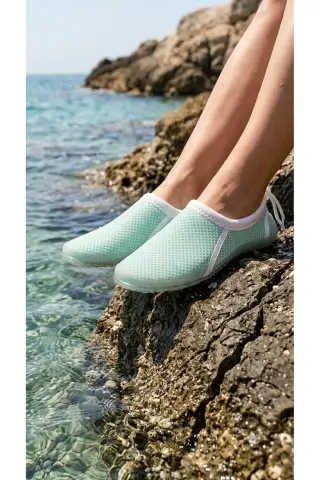 کفش آبی BEACH-70 یونی سکس مقاوم در برابر آب با زیره ضد لغزش برای سرف و استخر و ساحل