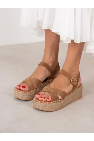 سندل زنانه چرم طبیعی سوئدی الیاس