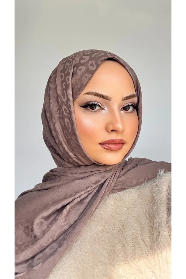 شال پنبه‌ای طرح پلنگی ویزون