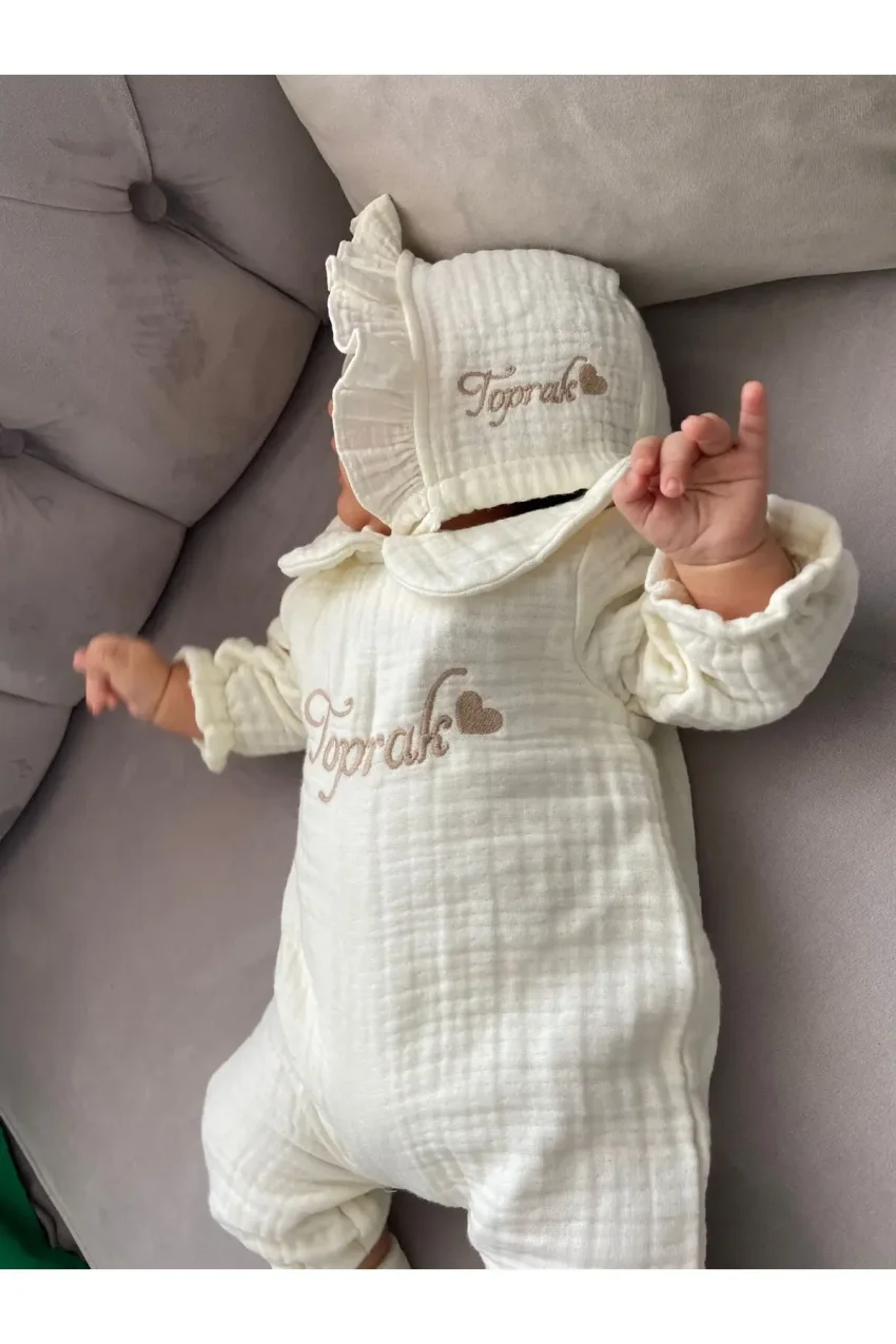 ست دو تکه توله و کلاه نوزاد با نام شخصی و گلدوزی شده